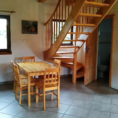 Pod Sumakiem Kompleks wypoczynkowy *