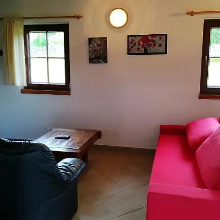 Pod Sumakiem * Debina (Ustka)